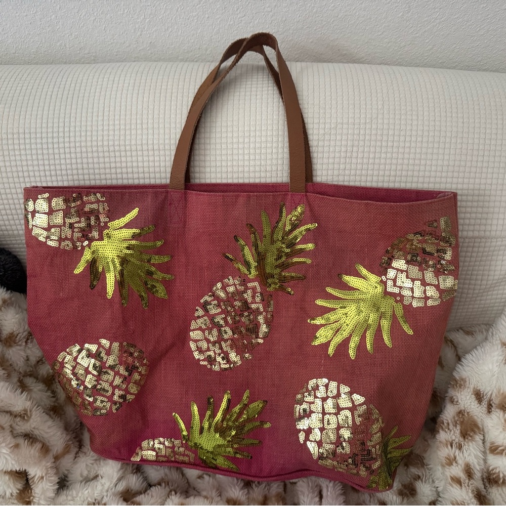 Mud Pie Pink Tote with Gold Pineapple Accents